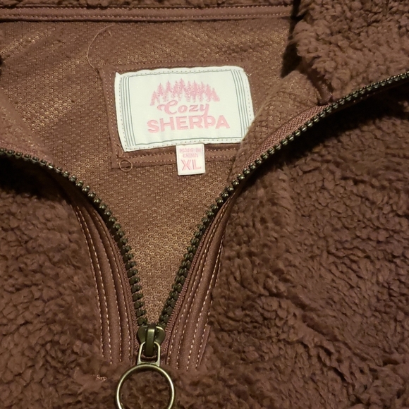 Sherpa pullover - Picture 2 of 3